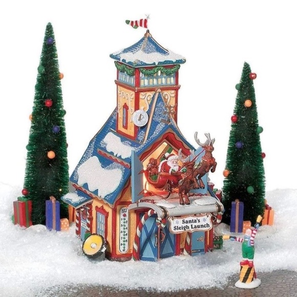 🎄COPY.🎄Department 56  Santa’s Sleigh Launch - Picture 2 of 5